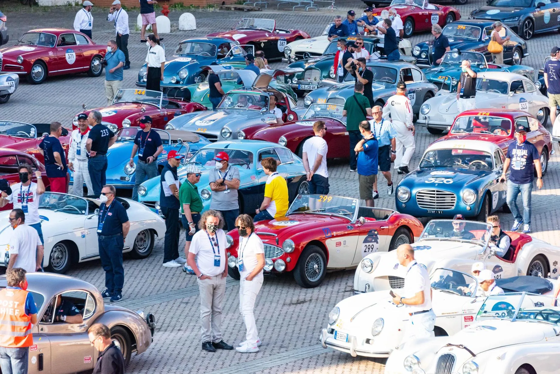 FRONT ROW SEAT, The Most Beautiful Race in the World - image 7